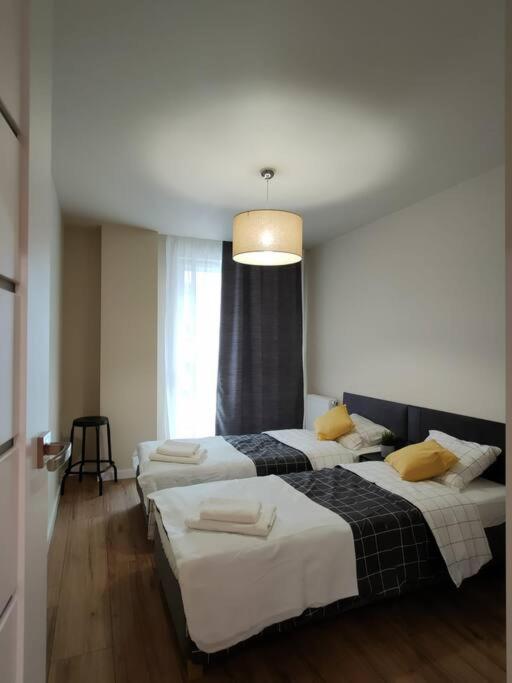 Piekny Apartament 3-Pokojowy 卡托维兹 外观 照片